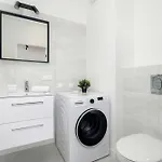 Spacious With Functional Interiors Parking & Balcony By Renters