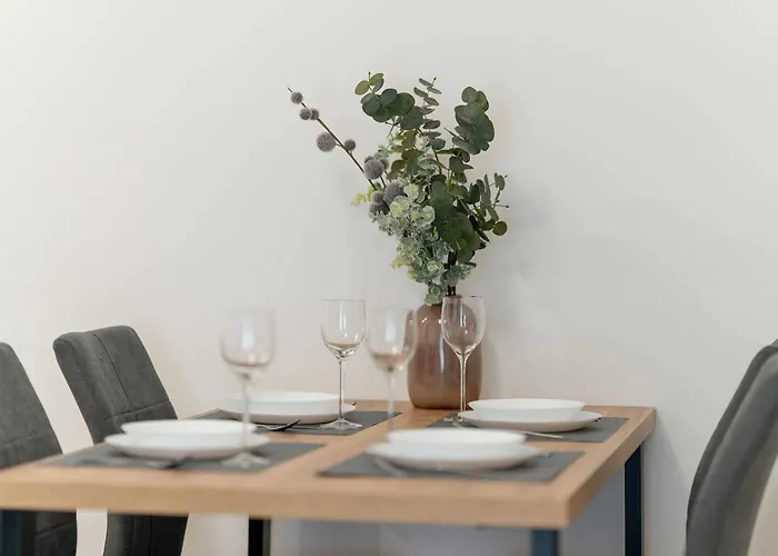 Apartment Spacious With Functional Interiors Parking & Balcony By Renters Poznan